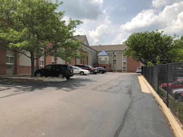 Intown Suites Extended Stay Cincinnati Oh - Colerain Dent Exterior photo